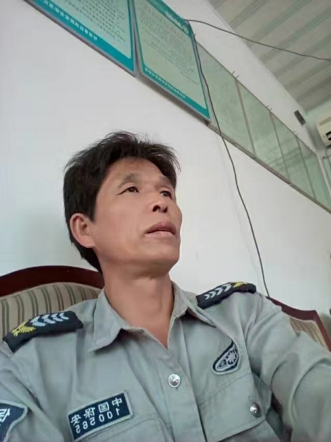 卧窗听雨的第一张照片--岳阳父母相亲团